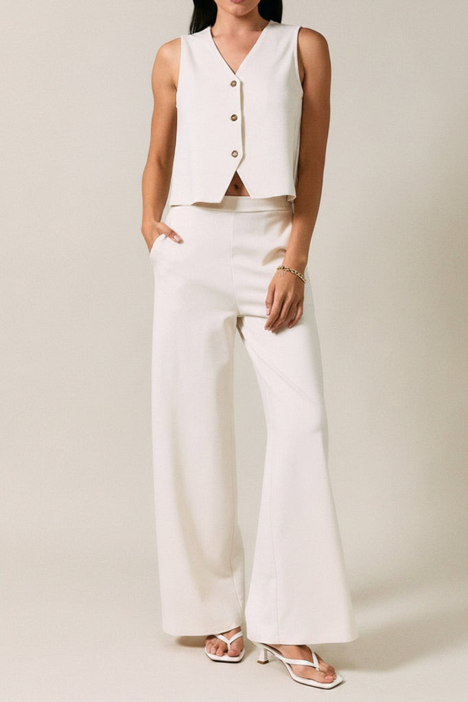 Ivory Avenue Comfy Button Sleeveless Vest