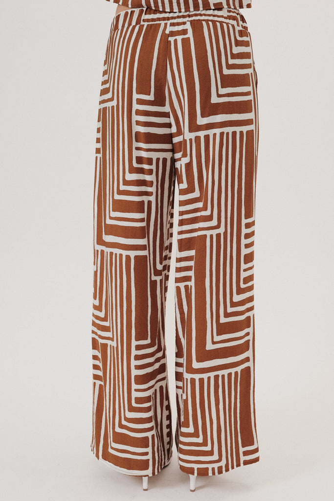 Cabana Club Geometric Chic Set