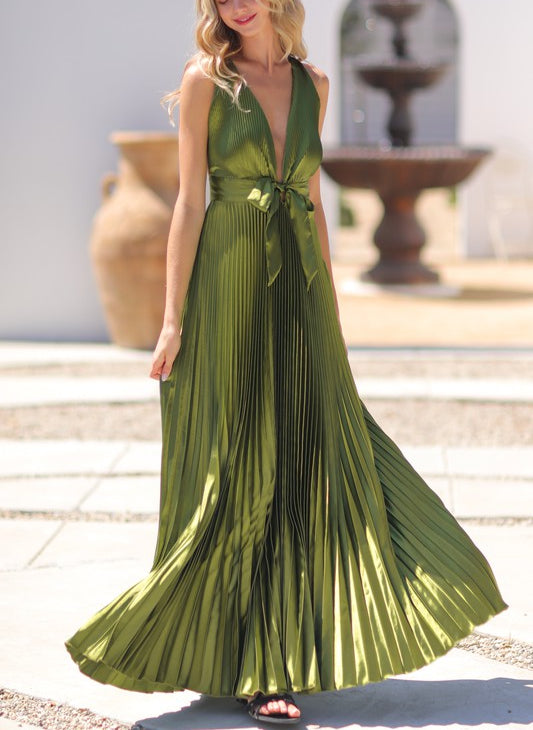 Elwoods Tie Front Pleated Maxi Dress in Olive