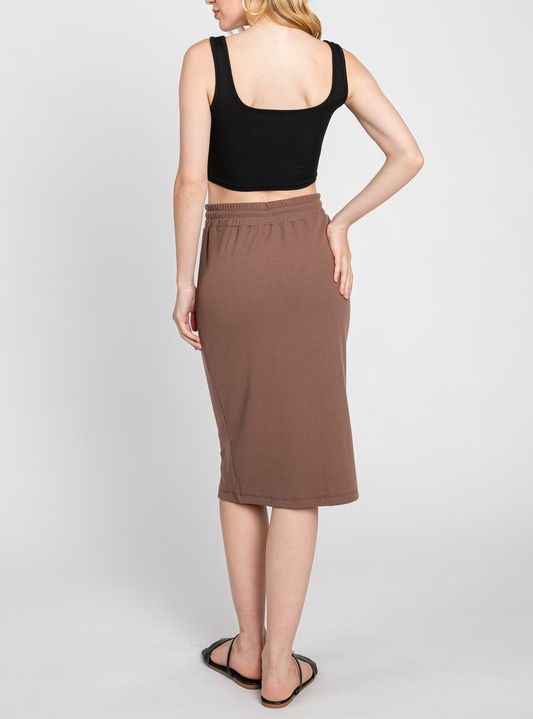Sunday Set with Crop Top and Elastic Waistband in Light Brown