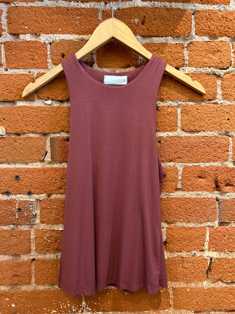 Mia Essential Two Layer Semi Crop Tank Top In Deep Berry