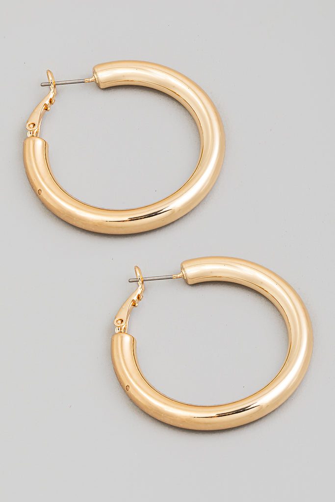 40MM Thick Gold Hoop with Back Lever