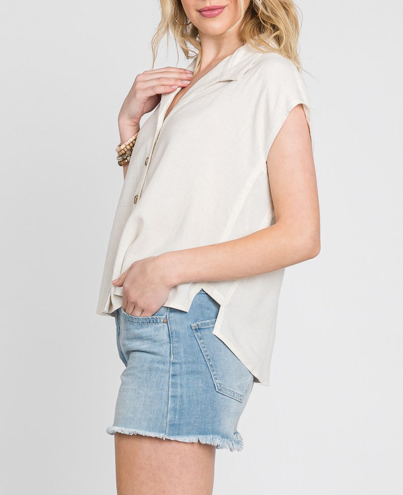 Naomi Collared Button Down Sleeveless Top In Natural