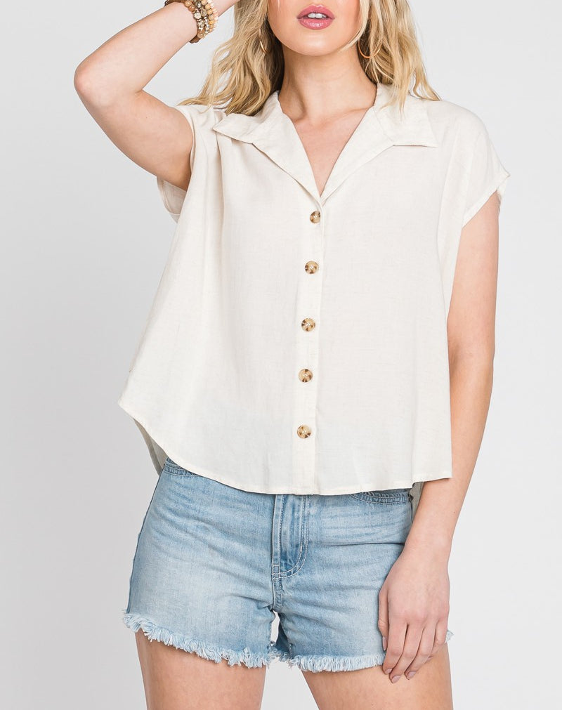 Naomi Collared Button Down Sleeveless Top In Natural