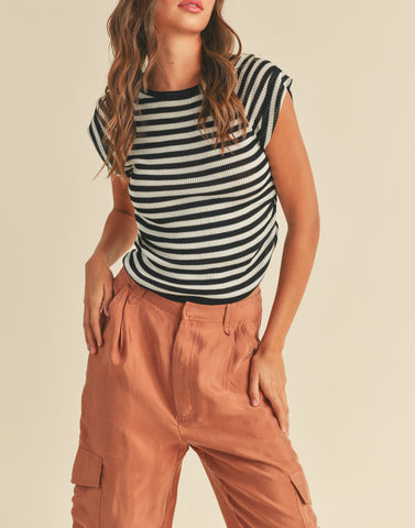 Everyday Cool Woven Shorts In Brown