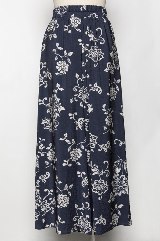 Fiona Wide Leg Plant with Smocked Waist and Pockets in Navy Ink