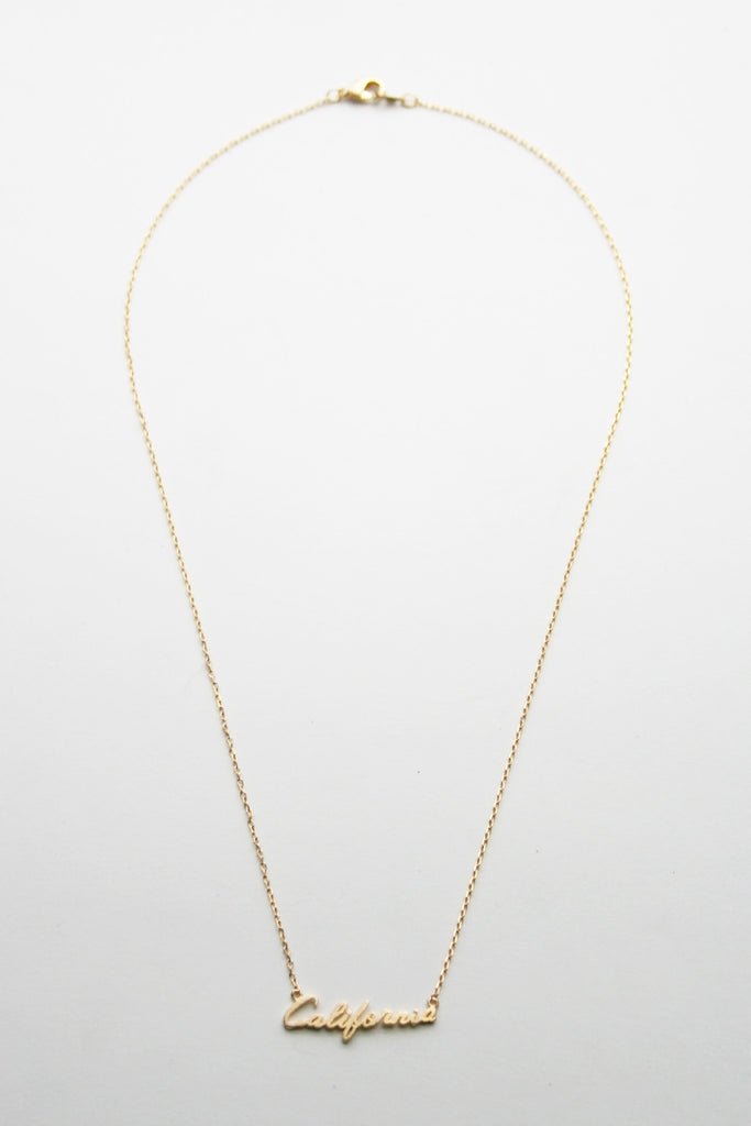 California Cursive Dainty Nameplate Necklace: Yellow Gold