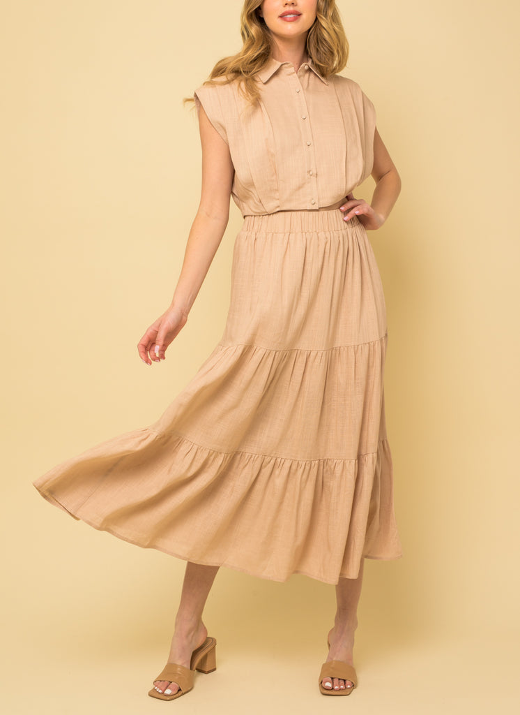 Annabelle Sleeveless Pointed Shoulder Button Down Cropped Shirt In Taupe