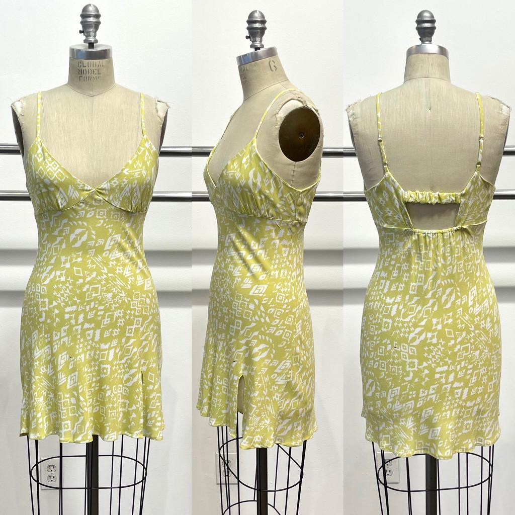 Eclectic Print Sweetheart Dress In Lime