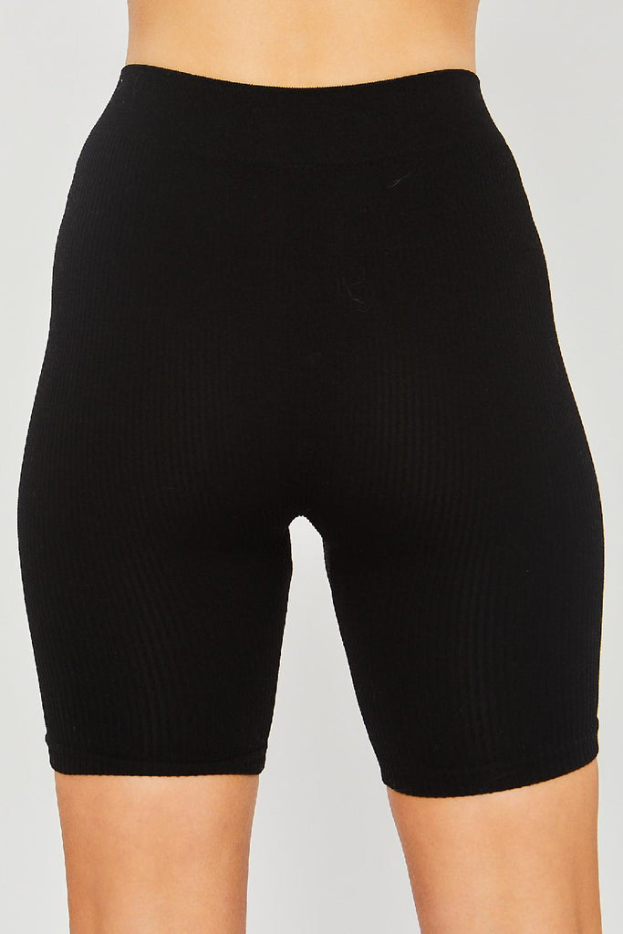 Essential Bike Short In Black